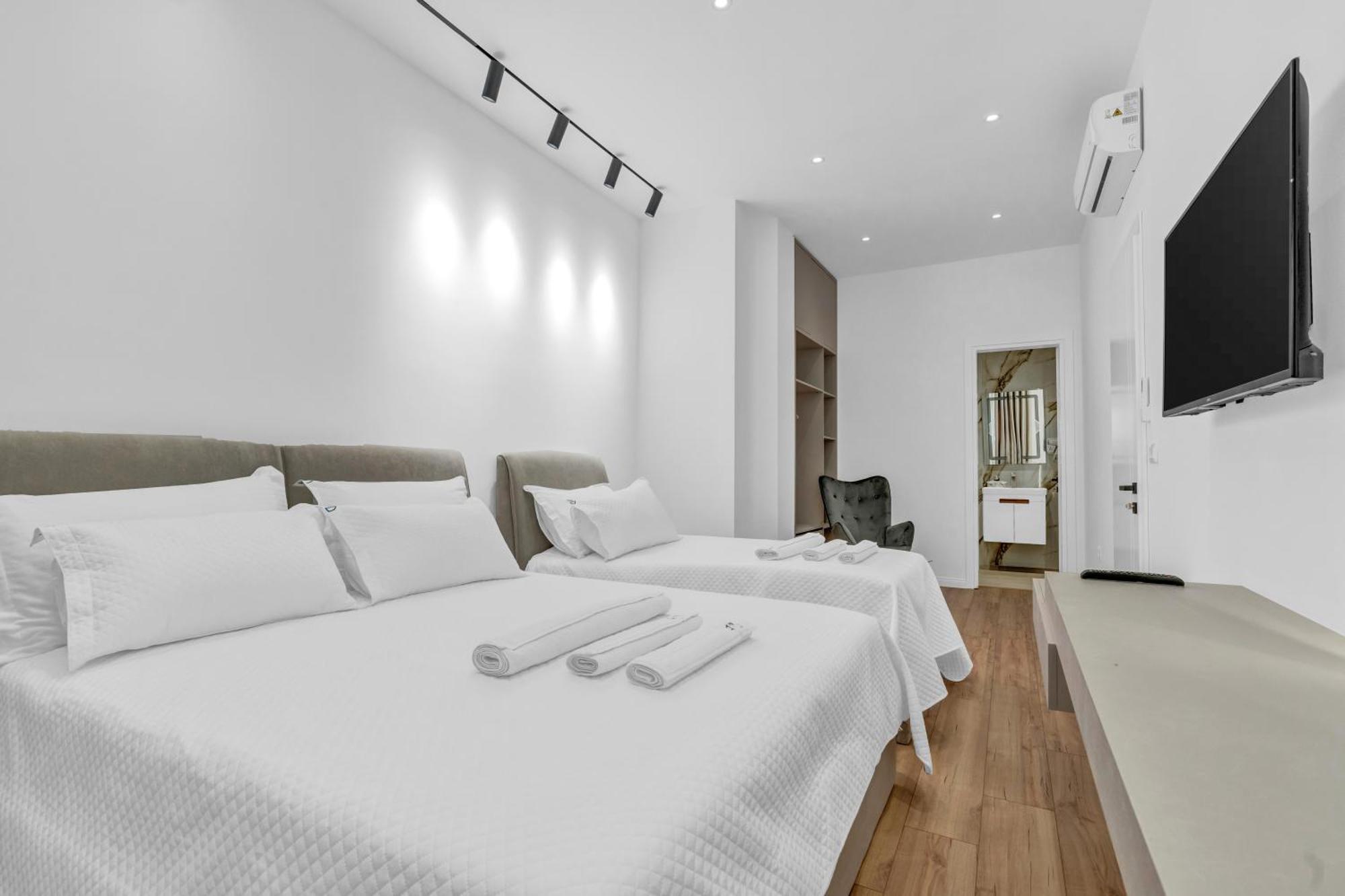 Guest house Ad